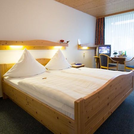 Hotel Am Lingelbach Knüllwald Pokoj fotografie
